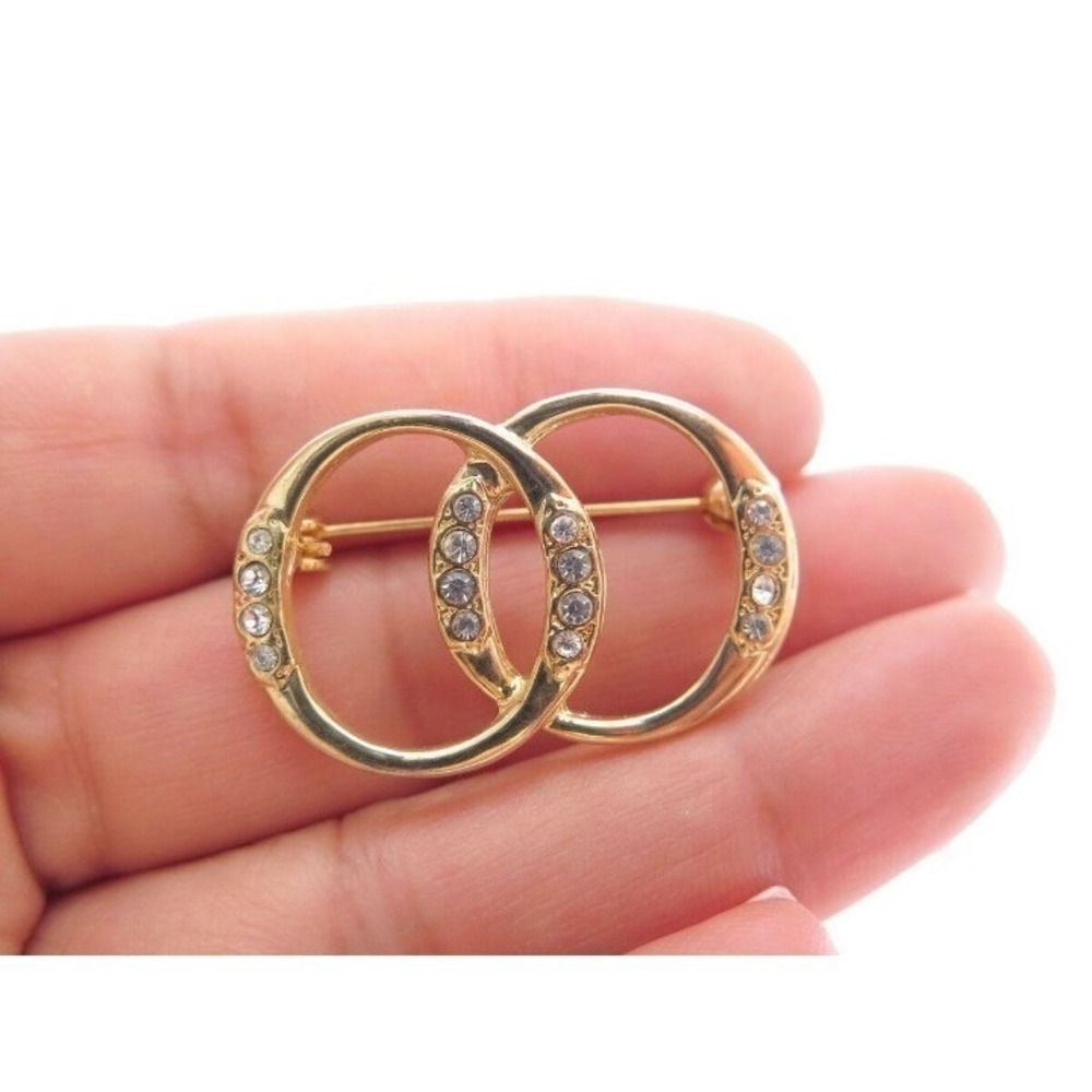 Vintage Overlapping‎ Circles Gold Toned Rhinestone Pin